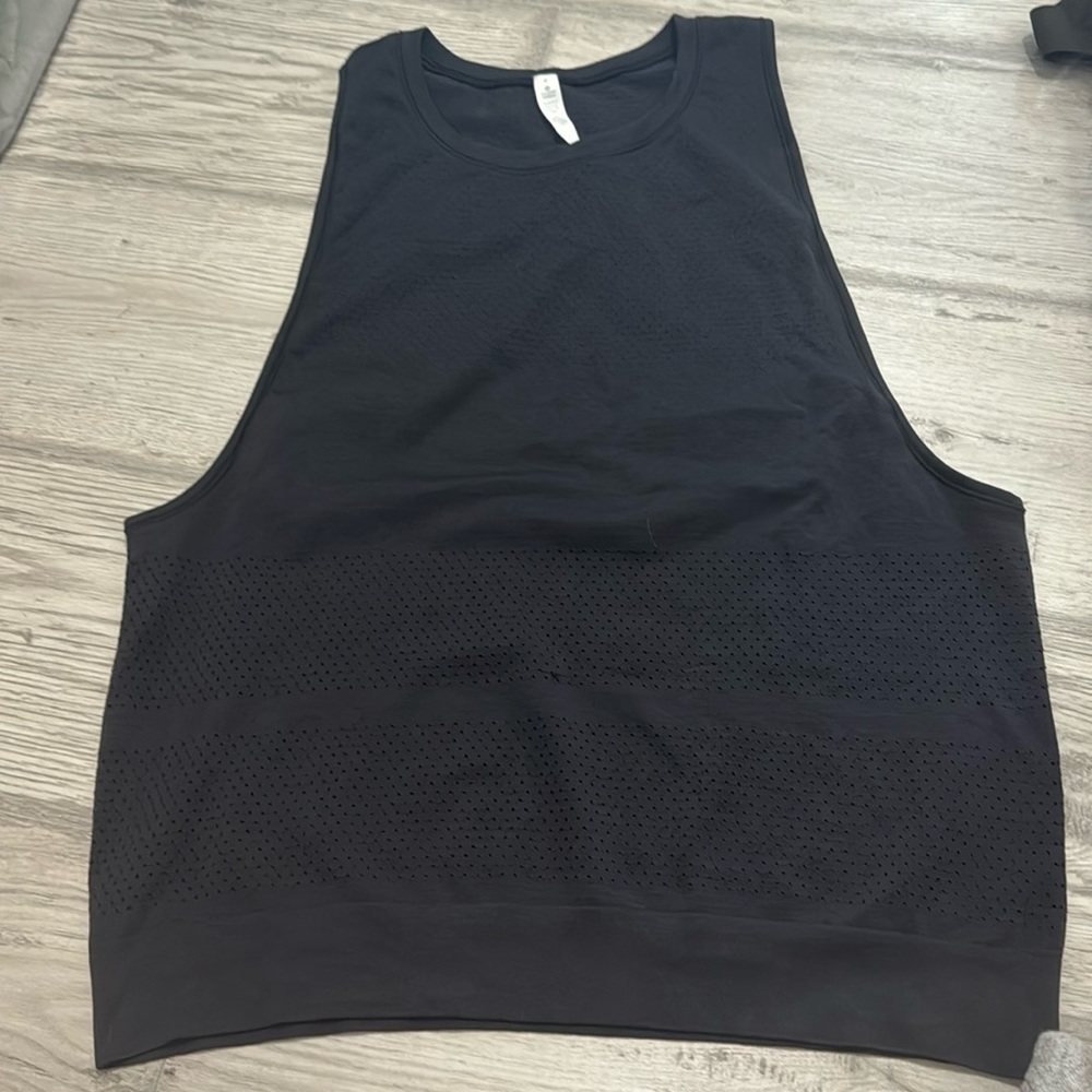 Lululemon muscle tank black size 8